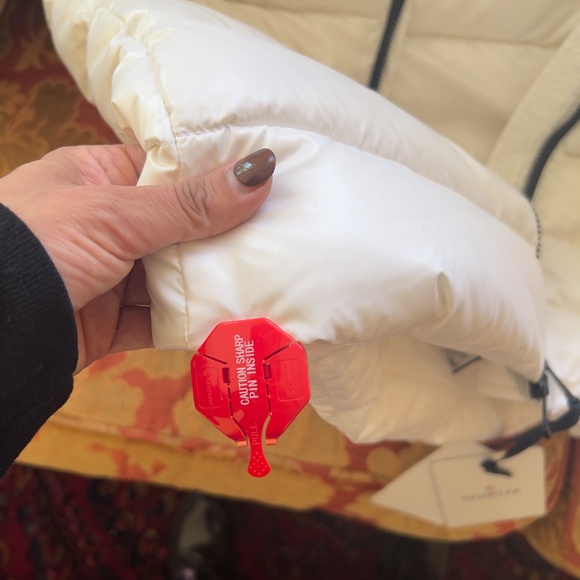 Moncler White Moka Guibbotto Down/Puffer coat NWT - Picture 5 of 7
